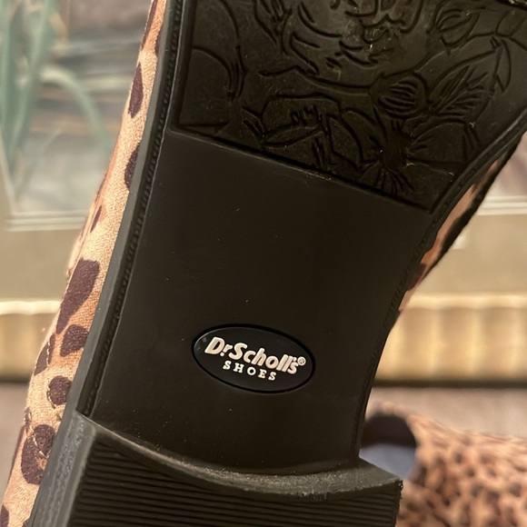 Leopard Print Men's Slip-On Shoes - Picture 5 of 7